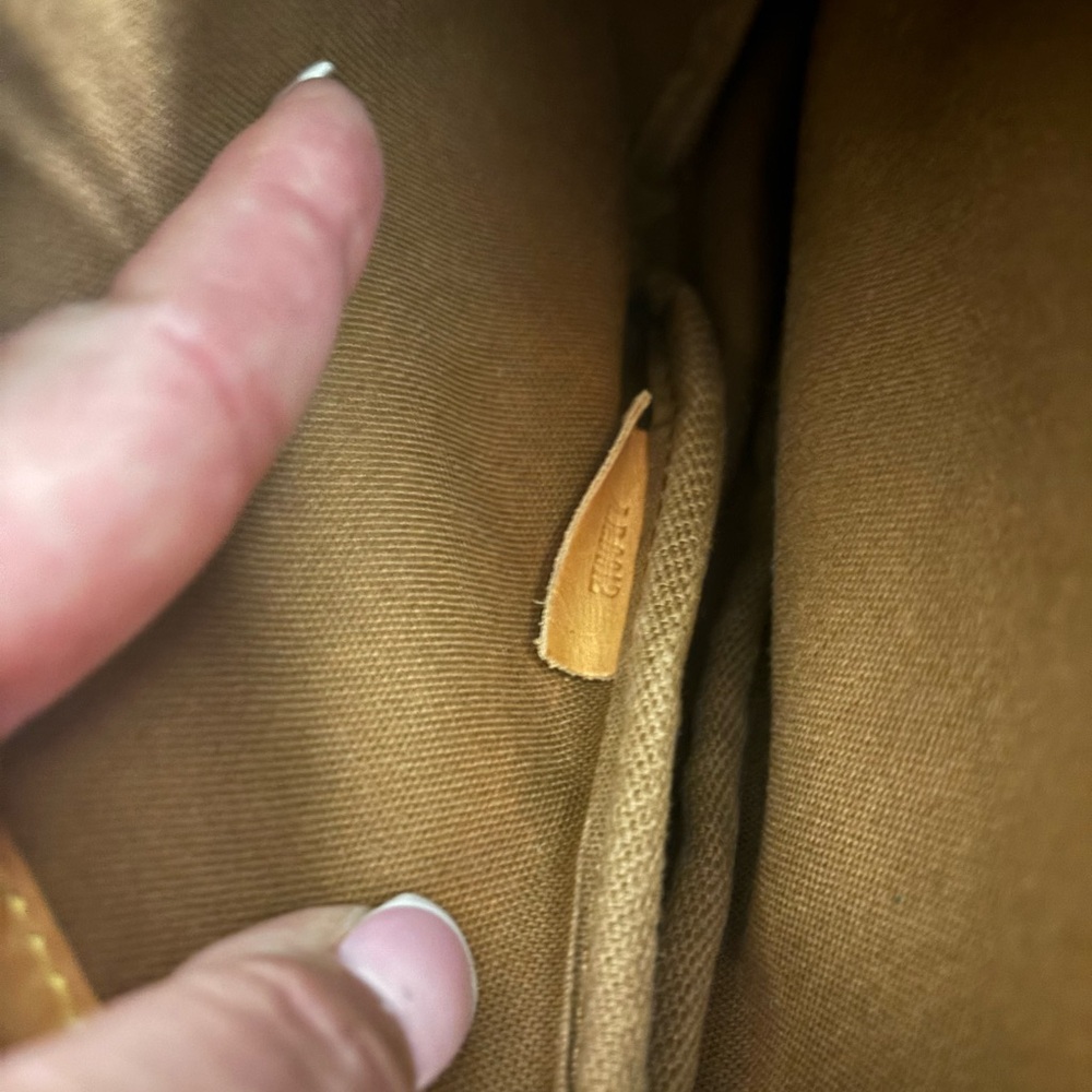Louis Vuitton saumur 30 crossbody/messenger monogram - Picture 11 of 13